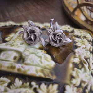 Chic Silver Floral Earrings